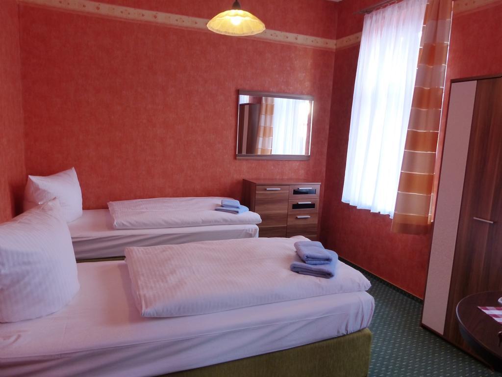 Hotel Friedchen Mit Eigener Fleischerei Artern Δωμάτιο φωτογραφία