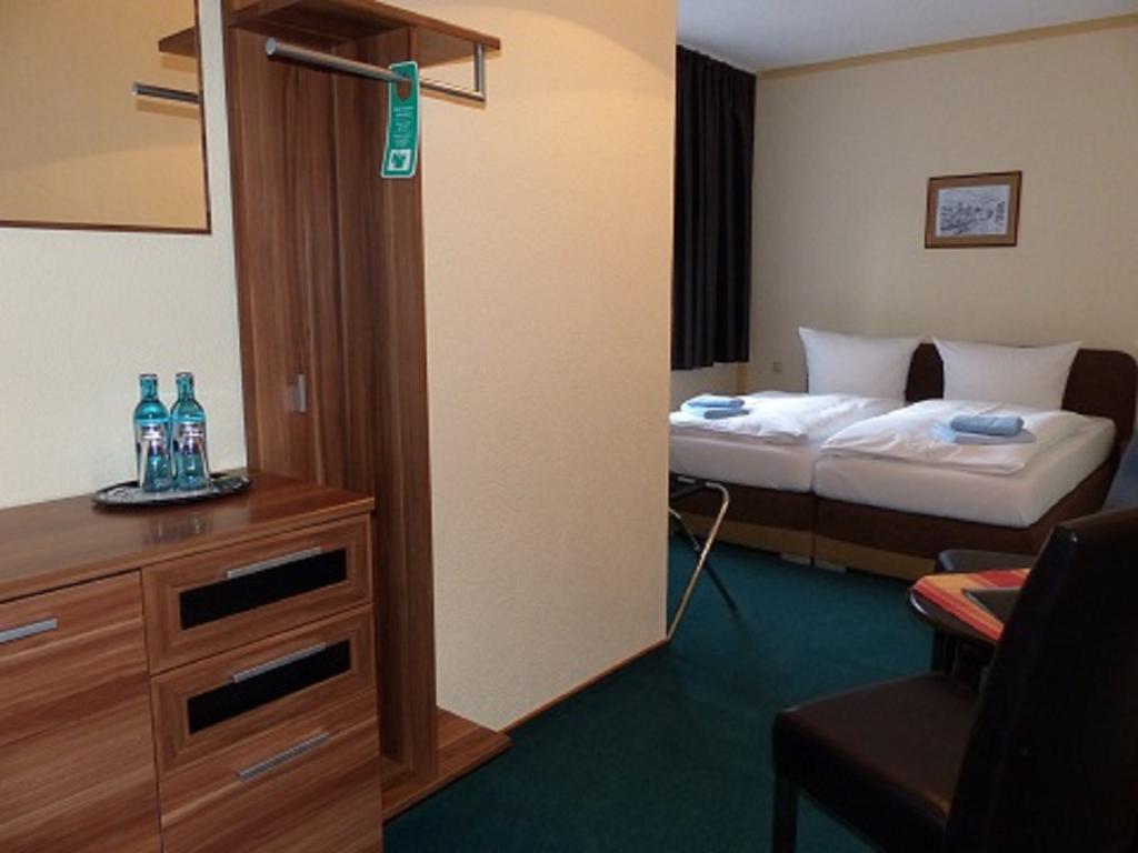 Hotel Friedchen Mit Eigener Fleischerei Artern Εξωτερικό φωτογραφία