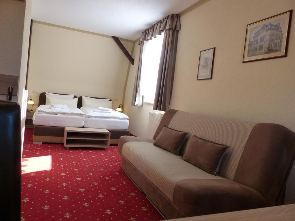Hotel Friedchen Mit Eigener Fleischerei Artern Εξωτερικό φωτογραφία