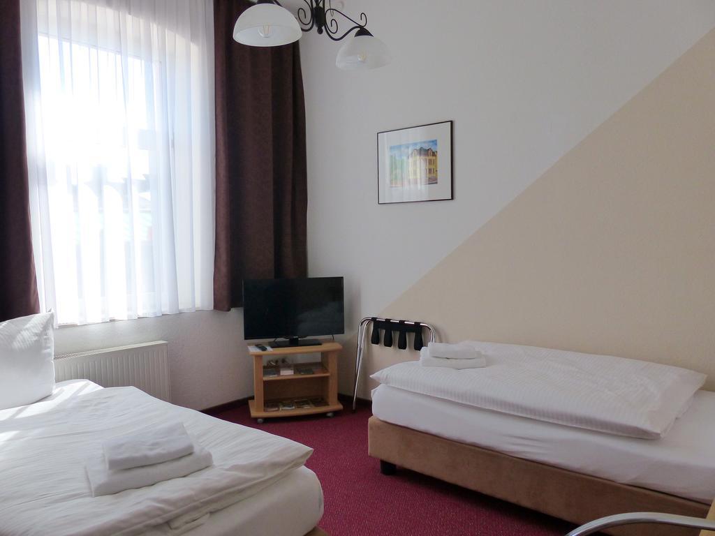 Hotel Friedchen Mit Eigener Fleischerei Artern Εξωτερικό φωτογραφία