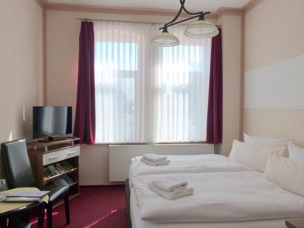 Hotel Friedchen Mit Eigener Fleischerei Artern Εξωτερικό φωτογραφία