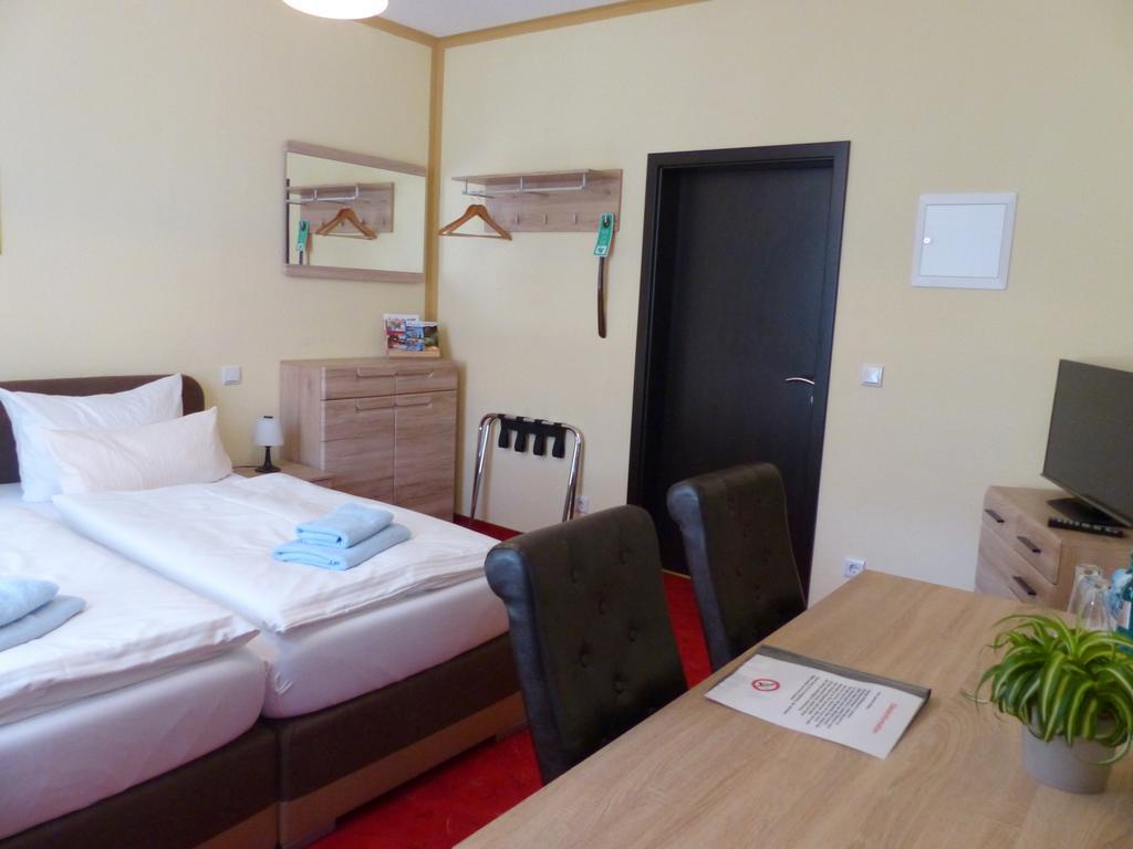 Hotel Friedchen Mit Eigener Fleischerei Artern Εξωτερικό φωτογραφία