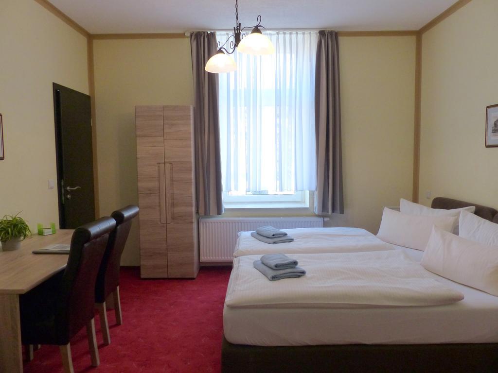 Hotel Friedchen Mit Eigener Fleischerei Artern Εξωτερικό φωτογραφία
