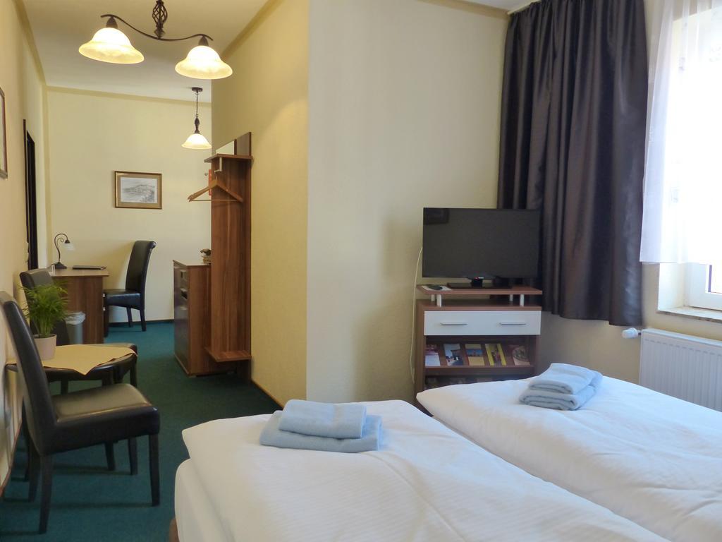 Hotel Friedchen Mit Eigener Fleischerei Artern Εξωτερικό φωτογραφία