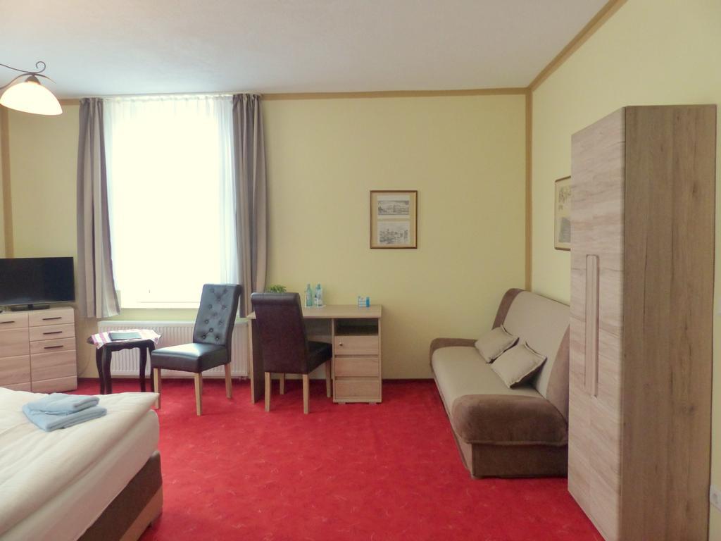 Hotel Friedchen Mit Eigener Fleischerei Artern Εξωτερικό φωτογραφία